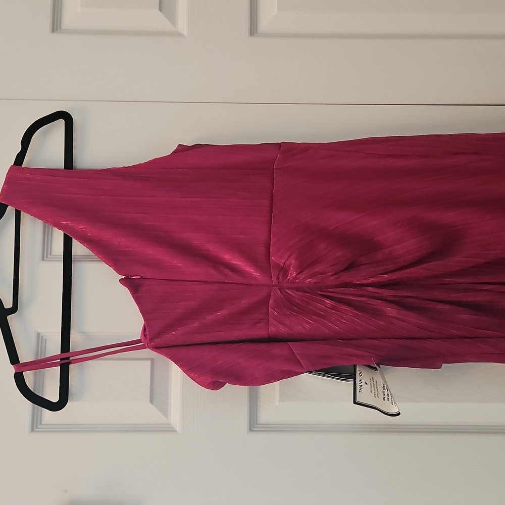 Adrianna Papell One Shoulder Metallic Ruched Front Gown - Picture 10 of 10